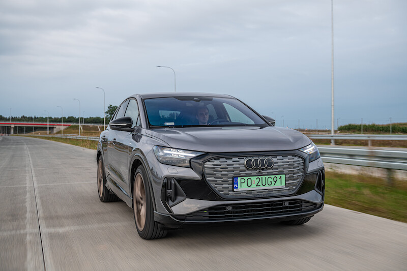 Audi Q4 Sportback e-tron - motion